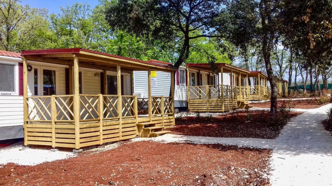 Victoria Mobilehome In Solaris Fkk Naturist Camping Resort Пореч Екстер'єр фото